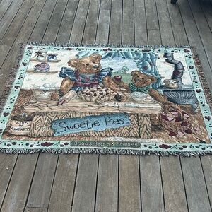 Boyd and friends thrown blanket